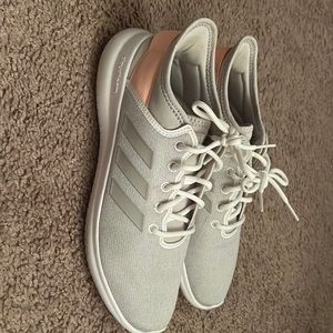 Adidas cloud foam sneakers